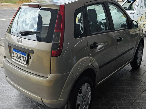Ford Fiesta 1.6 ROCAM HATCH 8V FLEX 4P MANUAL