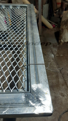 Malla Metálica Romboidal Cerramientos 18x40mm 1 X 7mts 2mm