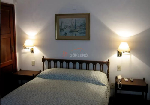 Casa En Alquiler De Temporada En Punta Del Este, A 1 Cuadra De Playa Mansa!, Y 5 Cuadras Del Shopping