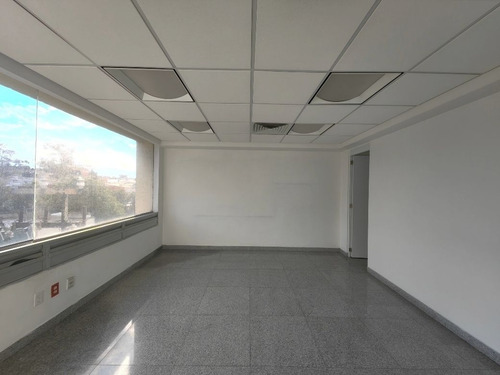 Edificio Oficinas En Col. Portales / 3,064m2c / 21 Privados