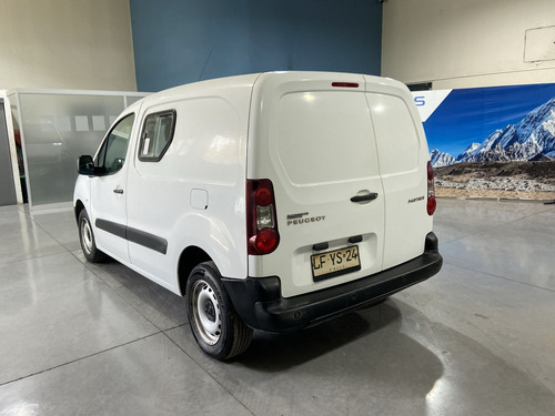 Peugeot Partner Lfys24