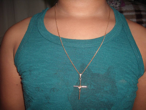 Corrente Folheado A Ouro Com Crucifixo.