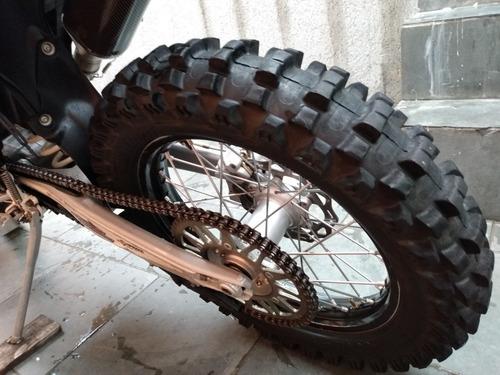 Imagem 7 de 8 de Husqvarna 250 Fe