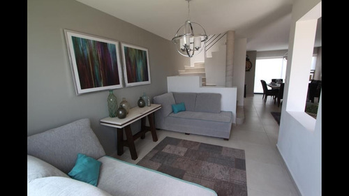 Casatuya, Casa En Venta En San Gerardo Modelo Viena. Aguasca