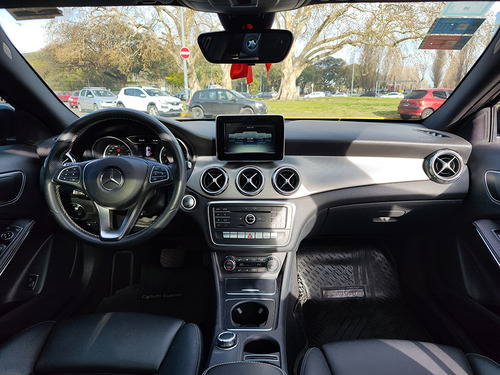 Mercedes-Benz Clase GLA 1.6 Gla200 Urban 156cv