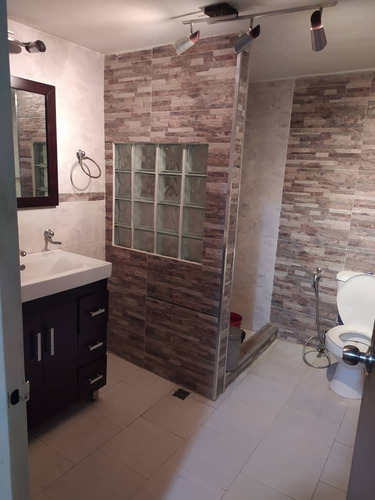 Imagen 2 de 17 de #1569 Local 800m2 La Candelaria