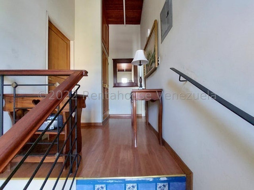 Imagen 10 de 21 de Espectacular Townhouse En La Urb. El Bosque, Maracay. #23-9140 Mg