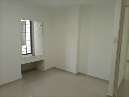 Imagen 12 de 17 de Apartamento En Cagua / Angela / Ovidio / 04243380801 / 04129115624