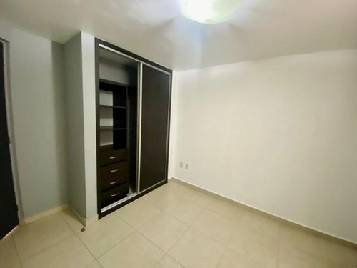 Departamento En Venta En Av. Azcapotzalco-la Villa 111,b.sto Tomás,azcapotzalco,cdmx Yr05 -ru