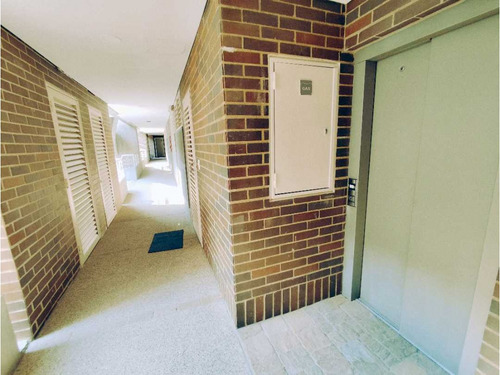 Se Vende Apartamento 155m2 Escampadero 8802