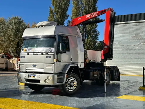 Ford Cargo 1831 Camión Con Hidrogrua Usado Nqnmaq