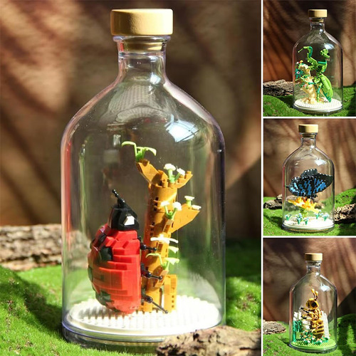 Bloques De Construcción De Insectos En Botella De Vidrio