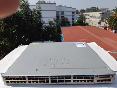 Switch Cisco Ws-c3850-48pw-sz Poe Gigabit Con C3850-nm-2-10g