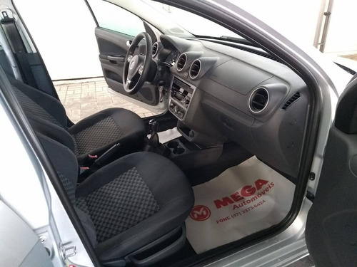 Volkswagen Voyage 1.0 Mi Comfortline 8v Flex 4p Manual
