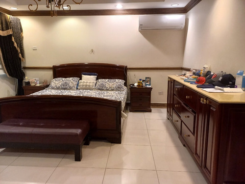 Imagen 17 de 21 de Venta De Espectacular Casa Familiar En Urbanización Los Ángeles