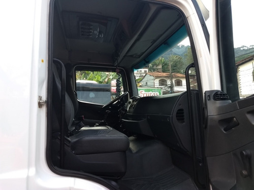 Mb 2429 Atego Truck 2013 Graneleiro 8,5 Mts