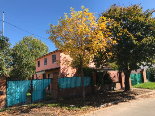 Casa En Venta En Zapiola