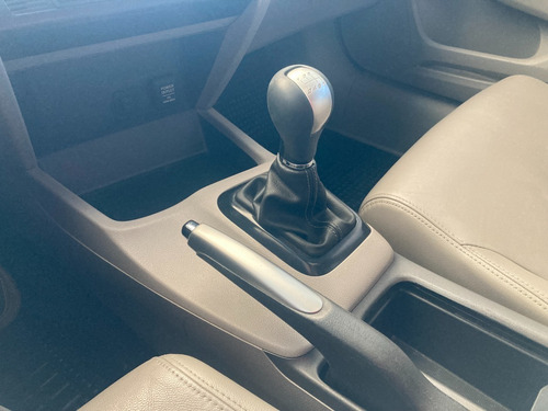 Imagen 11 de 17 de Honda Civic Exs 1.8 Mt
