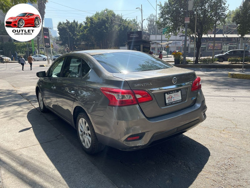 Nissan Sentra 1.8 Advance Cvt