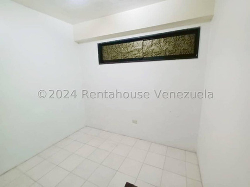 Marcos Gonzalez Alquila Bello Apartamento Zona Este Barquisimeto - Lara. #25-5104
