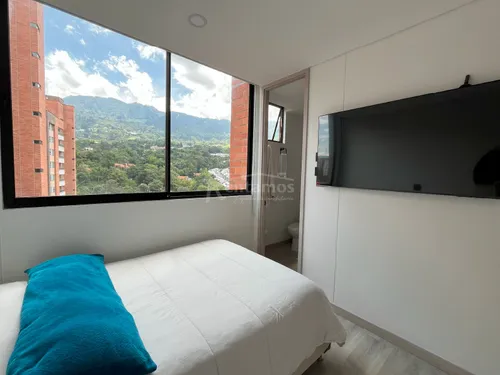 Apartamento En Venta En Loma De Los Mesa. Cod V776087