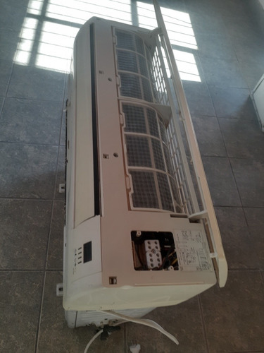 Imagen 8 de 8 de Vendo Aire Acondicionado Split Delonghi F/c De2250f Usado