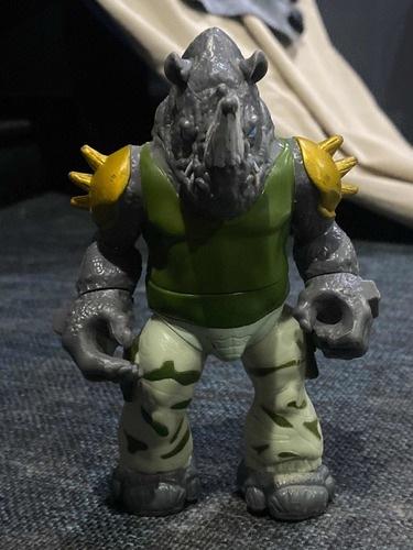 Figura Rocksteady Tmnt Tortugas Ninja 2014 Viacom (Usado)