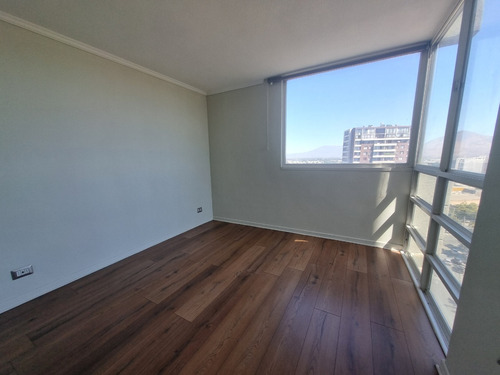 Luminoso Departamento Con Vista Despejada