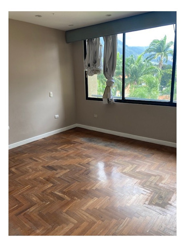 Imagen 23 de 25 de Se Vende Apto 255m2 5h+s/4b+s/3p Country