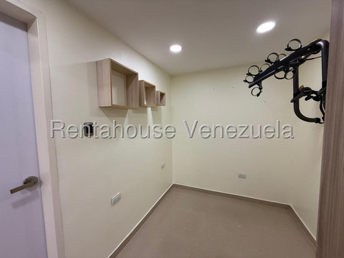 Alquilo Apartamento En Los Naranjos Humbold Lisbet Seijas #25-15809