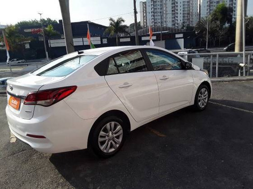 Imagem 7 de 9 de Hyundai Hb20s 1.6 Comfort Plus 16v Flex 4p Automático