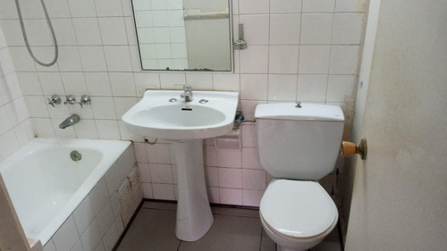Arriendo Depto 45m2 1 Dormitorio Phillips 451 Santiago
