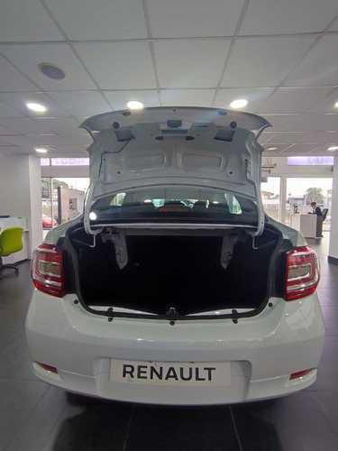 Imagen 15 de 19 de Renault Logan 1.6 16v Life Ft