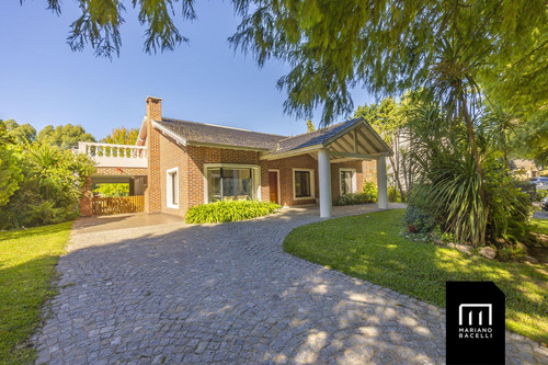 Casa En Venta En Clud De Campo En El Lauquen