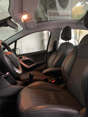 Peugeot 208 1.6 Feline 2017