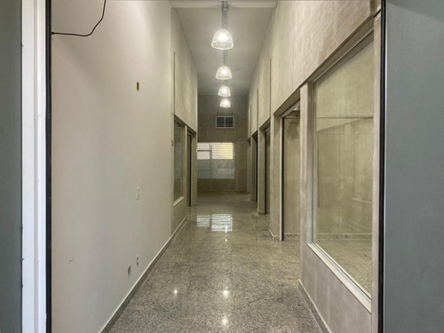 Oportunidade: Loja Em Galeria No Centro De Hortolândia - 26m2