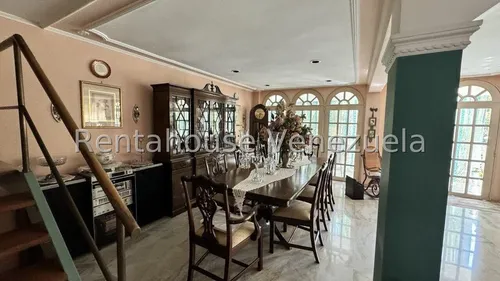 Casas En Venta Mls #25-7625