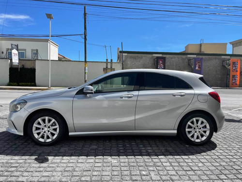 Imagen 5 de 11 de Mercedes-benz Clase A 2016 1.6 200 Cgi Style Mt