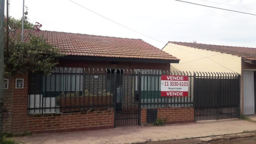 Venta Casa 2 Dormitorios Villa Celina Con Cochera