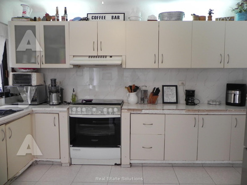 Casa En Venta, 3 Recámaras, 3 Niveles, Cuarto Servicio, Sm 43, Cancún