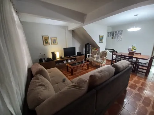 Sobrado Grande,área Gourmet,garagem, Porão Pra Trabalhar