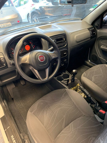 Imagem 5 de 11 de Fiat Strada Worki Hard 1.4 2017