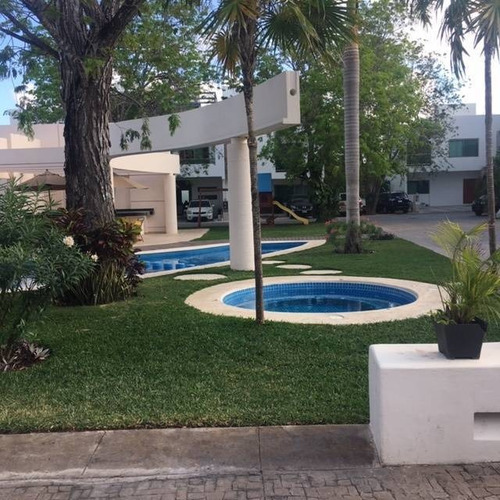 Imagen 1 de 5 de Terreno En Venta En Cancun En Residencial Privado C2526