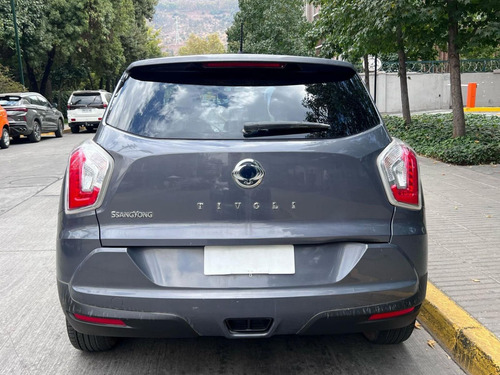 SsangYong Tivoli 4x2 Mt Std