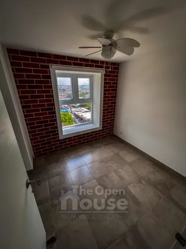 Apartamento En Renta En Zona 2 Edificio Baldone