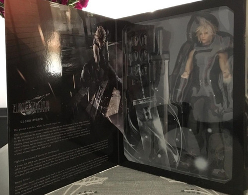 Final Fantasy 7 Figura Cloud - Playarts Orginales