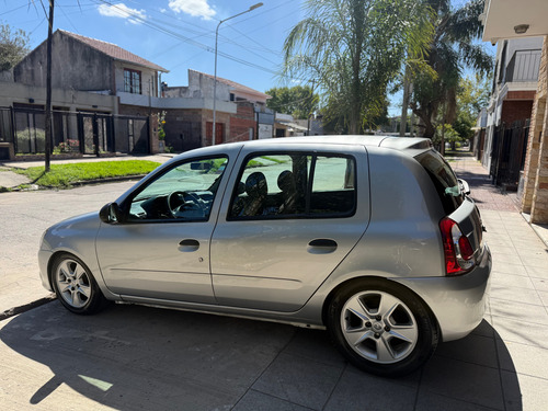 Renault Clio 1.2 Mio Confort Plus Abs Abcp