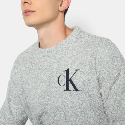 Sueter calvin klein gris new arrivals
