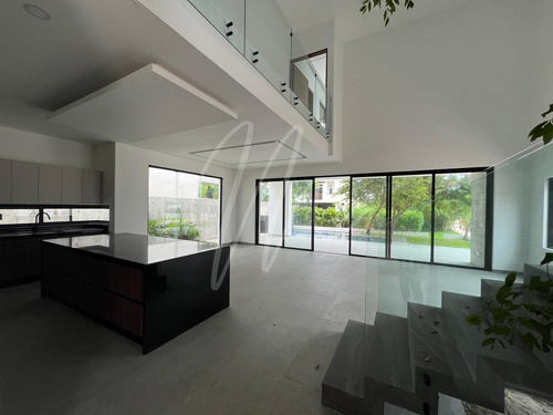 Casa En Venta En Cancun, Lagos Del Sol