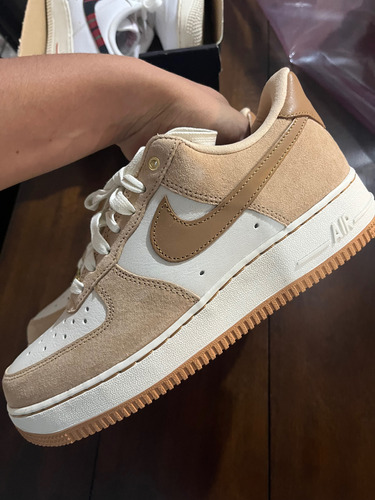 Nike Air Force 1 Low (Usado)